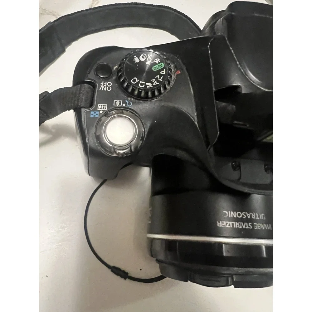 Canon PowerShot SX40 HS Black 35x Optical Zoom 12.1 MP Bridge Digital Camera
